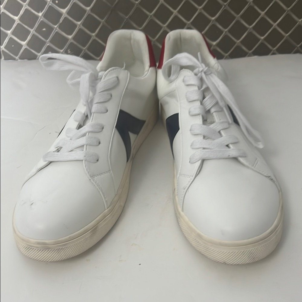MIA CASUAL PERRY WHITE BLUE & RED WOMEN’S‎ SNEAKERS SIZE 12